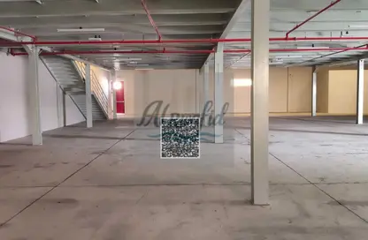 مستودع - استوديو - 4 حمامات للايجار في 1 الجرف - الجرف - عجمان وسط المدينة - عجمان