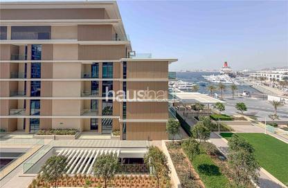 Apartment - 2 Bedrooms - 2 Bathrooms for sale in Seagate Building 1 - Seagate - Mina Rashid - Dubai