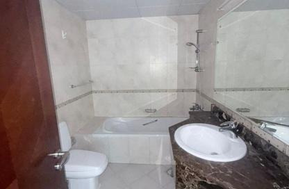 Apartment - 3 Bedrooms - 4 Bathrooms for sale in Al Muhannad Tower - Al Majaz - Sharjah