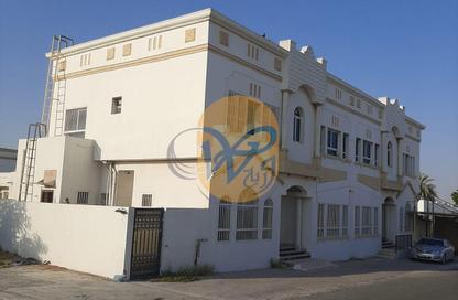 Villa - 3 Bedrooms - 5 Bathrooms for rent in Khuzam - Ras Al Khaimah