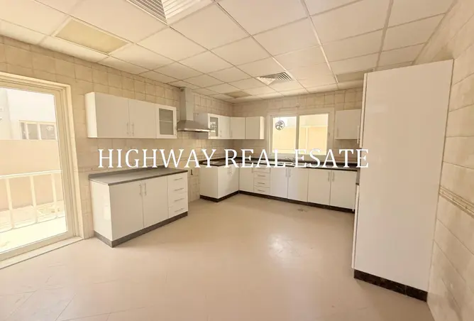 148622020 - Property Image 3