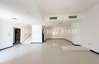 Villa - 4 - 5 for rent in Barashi - Al Badie - Sharjah