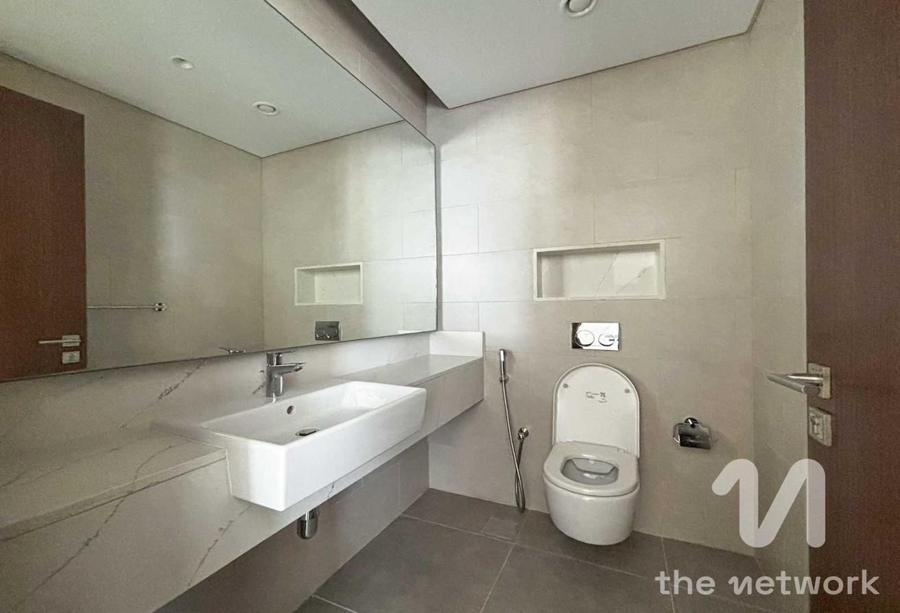 Stunning 3BR Apartment | Canal Views | Plus Maids photo 15