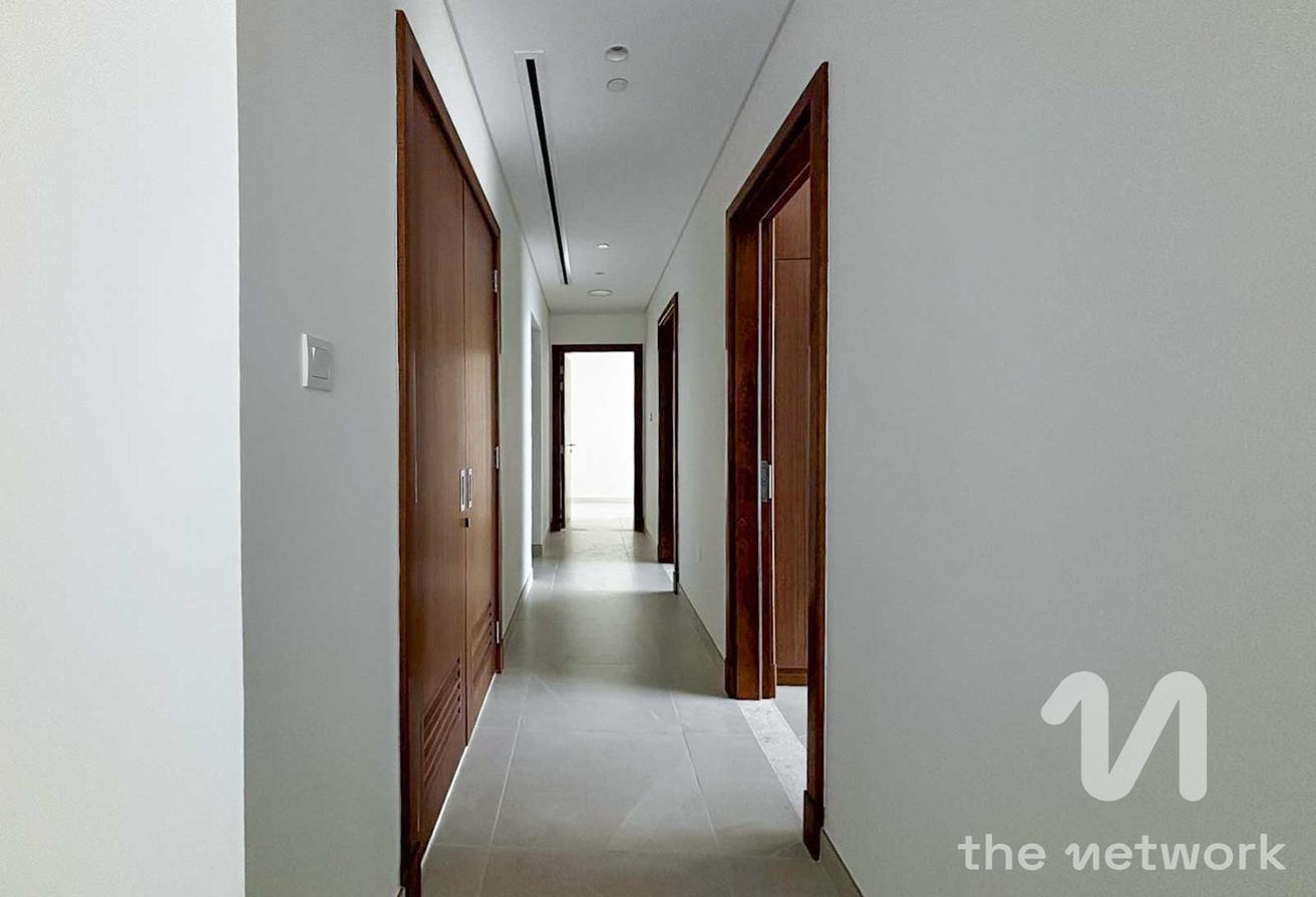 Stunning 3BR Apartment | Canal Views | Plus Maids photo 16
