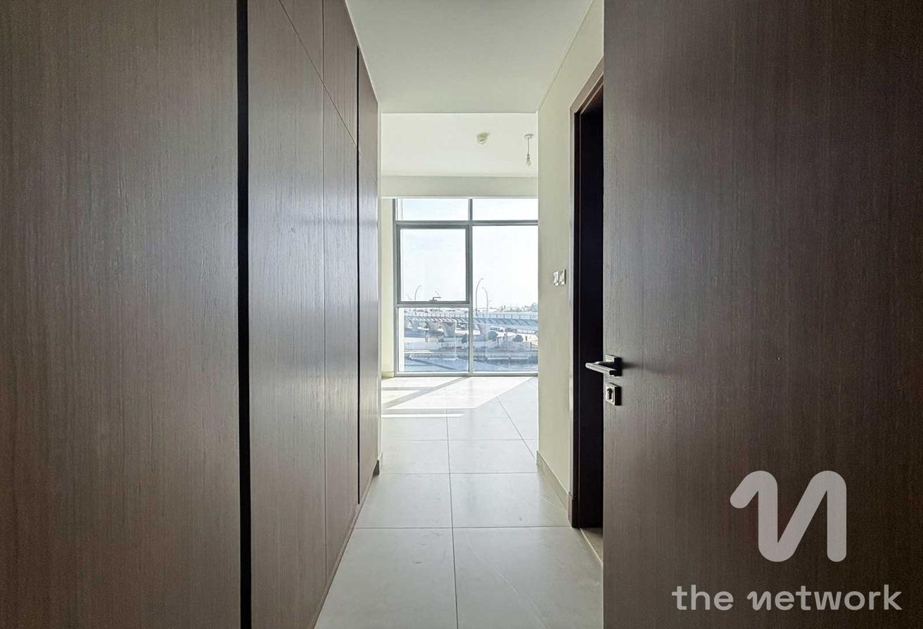 Stunning 3BR Apartment | Canal Views | Plus Maids photo 13