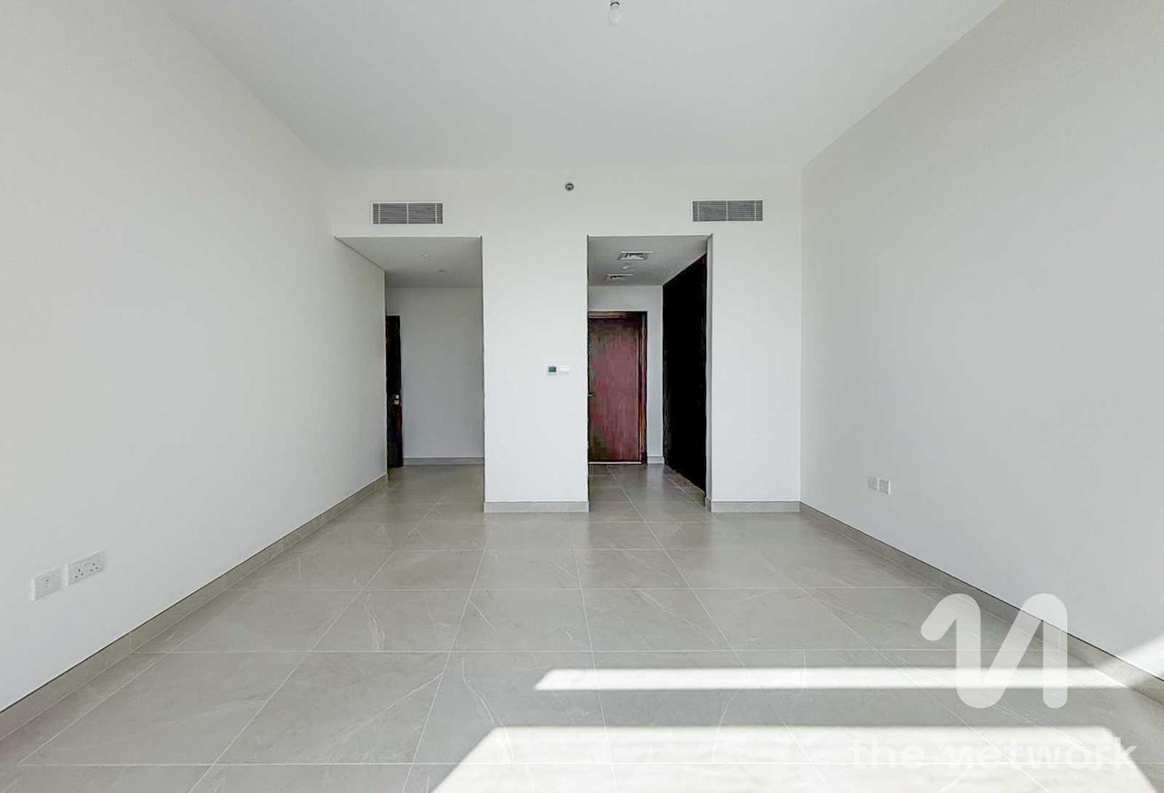 Stunning 3BR Apartment | Canal Views | Plus Maids photo 9