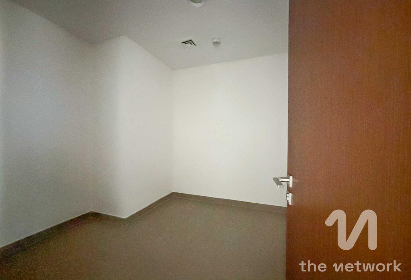 Stunning 3BR Apartment | Canal Views | Plus Maids photo 24