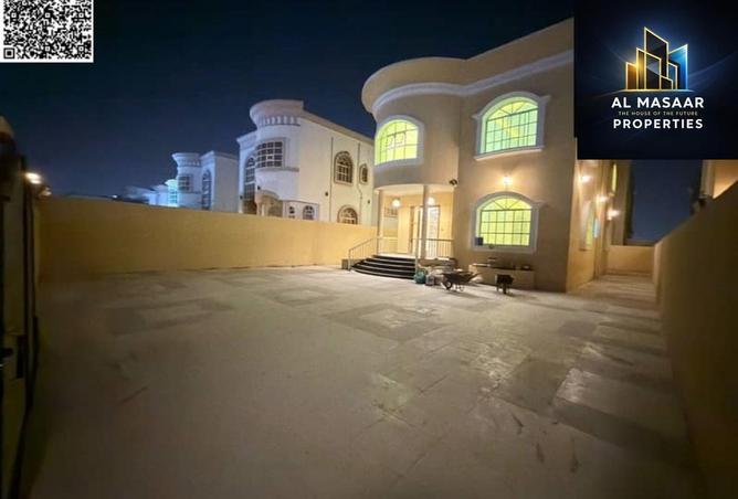 54389982 - Property Image 2