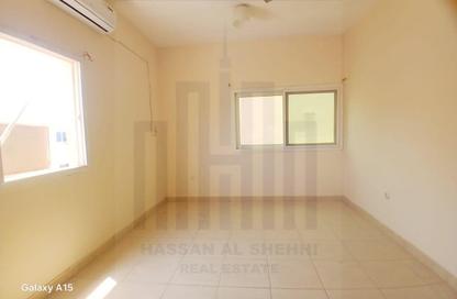 Apartment - 2 - 3 for rent in Fire Station Road - Muwaileh - Sharjah