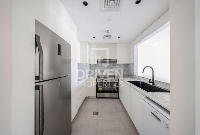 141930542 - Property Image 3