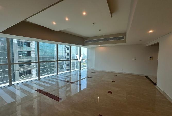 4 Cheques| Close to DIFC|Kitchen Appliances