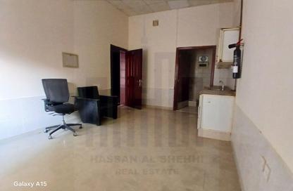 Apartment - Studio - 1 for rent in Muwailih Building - Muwaileh - Sharjah