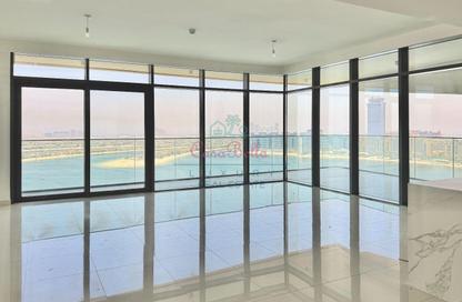 Apartment - 3 Bedrooms - 4 Bathrooms for sale in Beach Vista Tower 1 - Beach Vista - EMAAR Beachfront - Dubai Harbour - Dubai