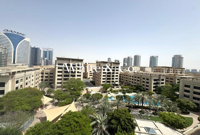 92729607 - Property Main Image