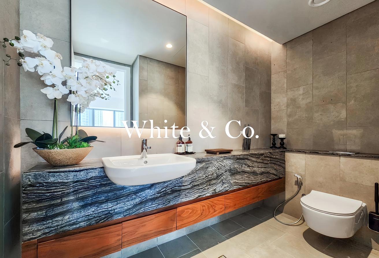 Upgraded| Podium Apartment |Marina View photo 13