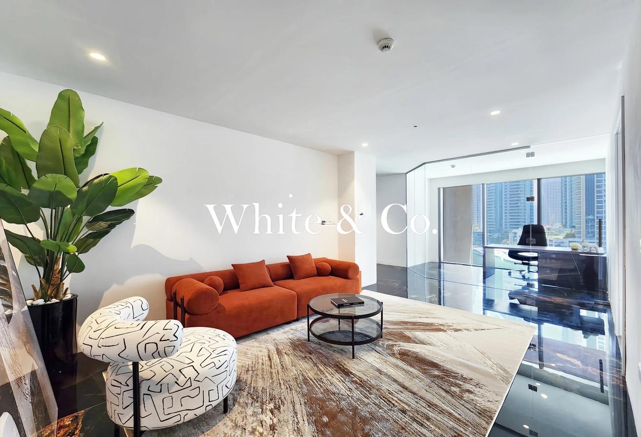 Upgraded| Podium Apartment |Marina View photo 9