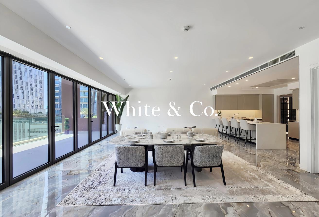 Upgraded| Podium Apartment |Marina View photo 2