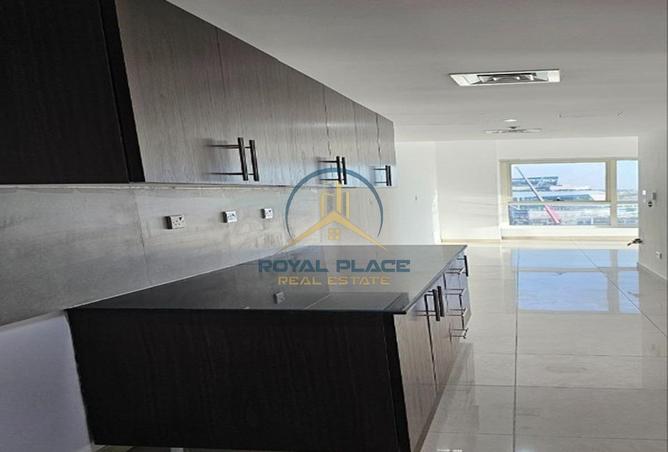 74252265 - Property Main Image