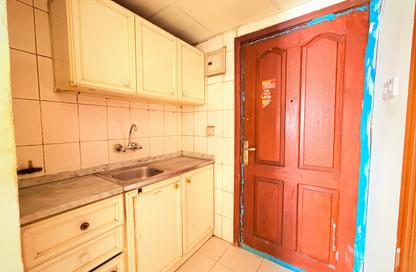 Apartment - Studio - 1 Bathroom for rent in Fire Station Road - Muwaileh - Sharjah