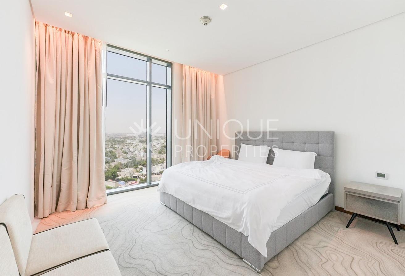 Exclusive 3BR + Maid | Fully Furnished | Golf View photo 11