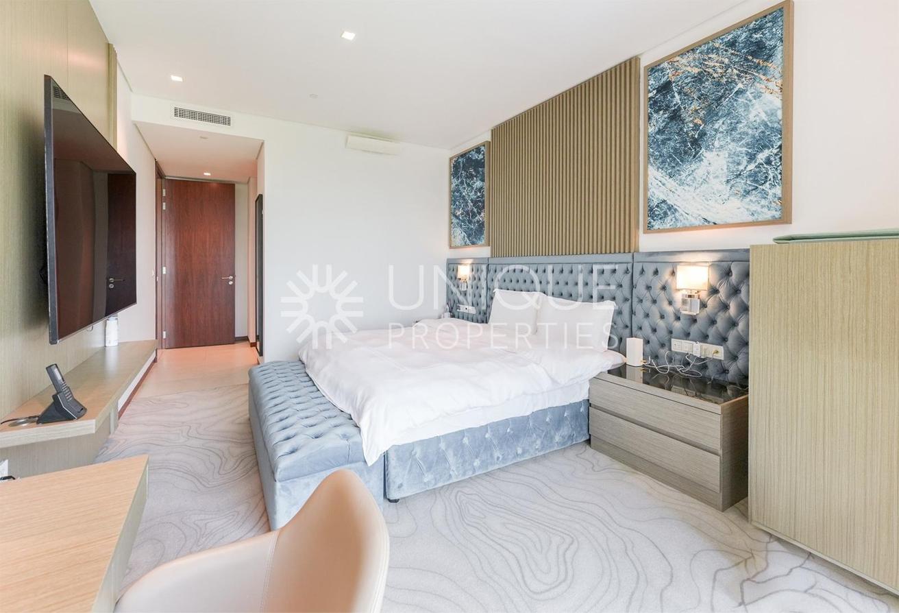 Exclusive 3BR + Maid | Fully Furnished | Golf View photo 12