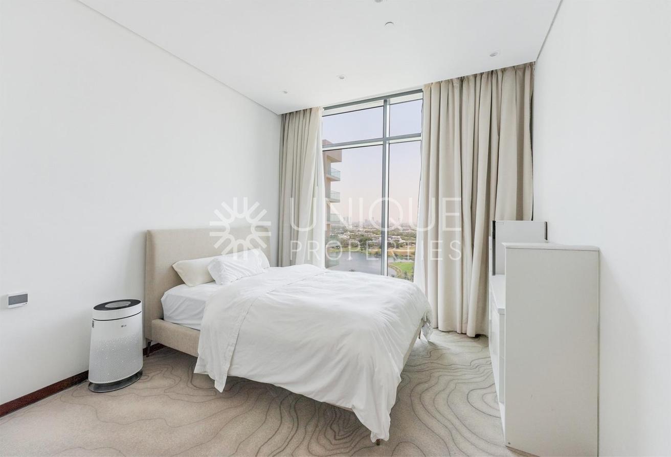 Exclusive 3BR + Maid | Fully Furnished | Golf View photo 7