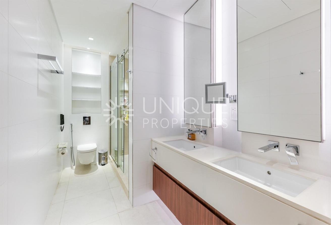 Exclusive 3BR + Maid | Fully Furnished | Golf View photo 16