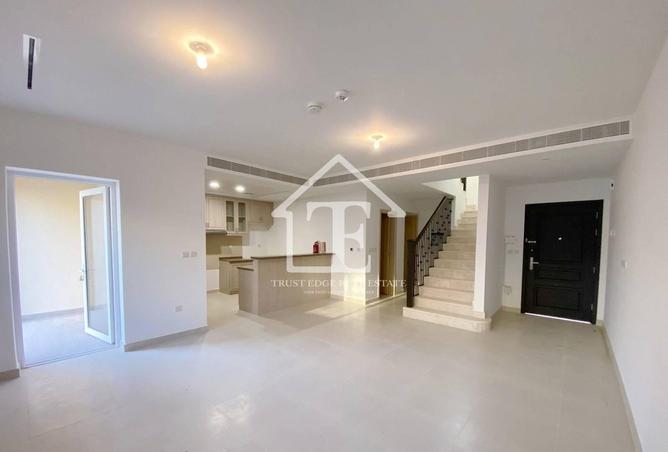 67910243 - Property Image 3