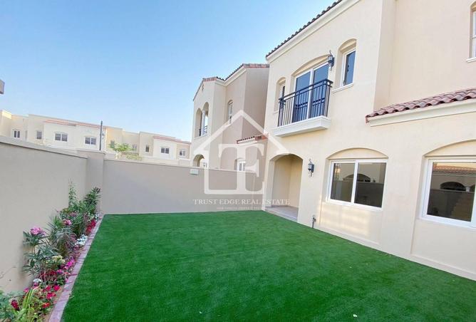 67910243 - Property Image 2