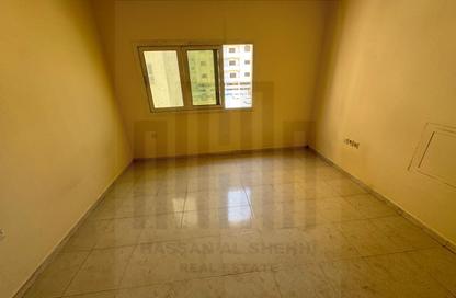 Apartment - Studio - 1 Bathroom for rent in Muwailih Building - Muwaileh - Sharjah