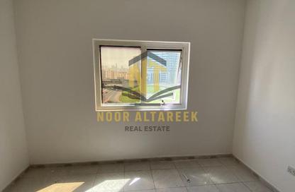 Apartment - 2 Bedrooms - 2 Bathrooms for rent in Abu Shagara building - Abu shagara - Sharjah
