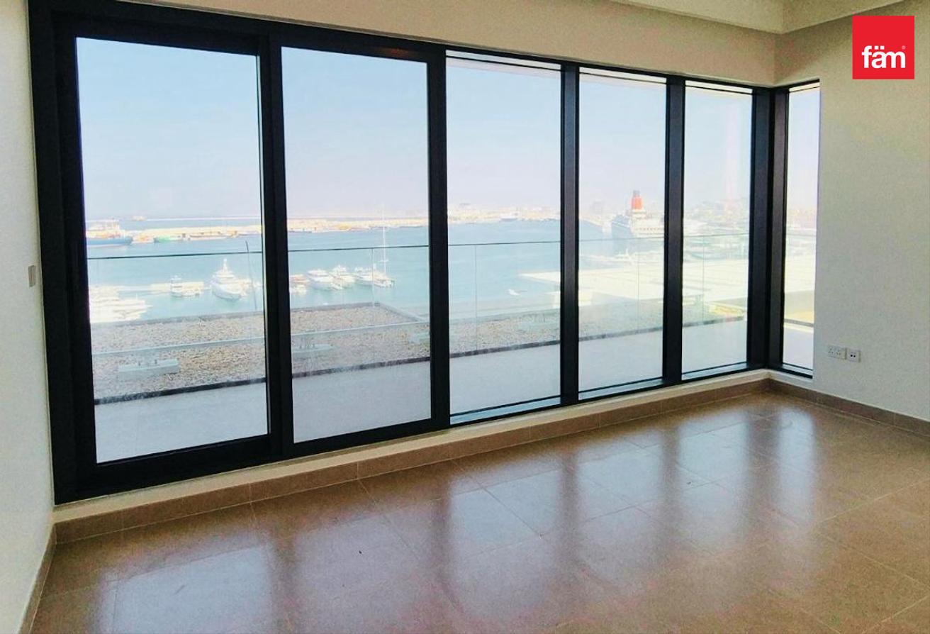 3br | Panoramic Marina Views | Luxury Living photo 7