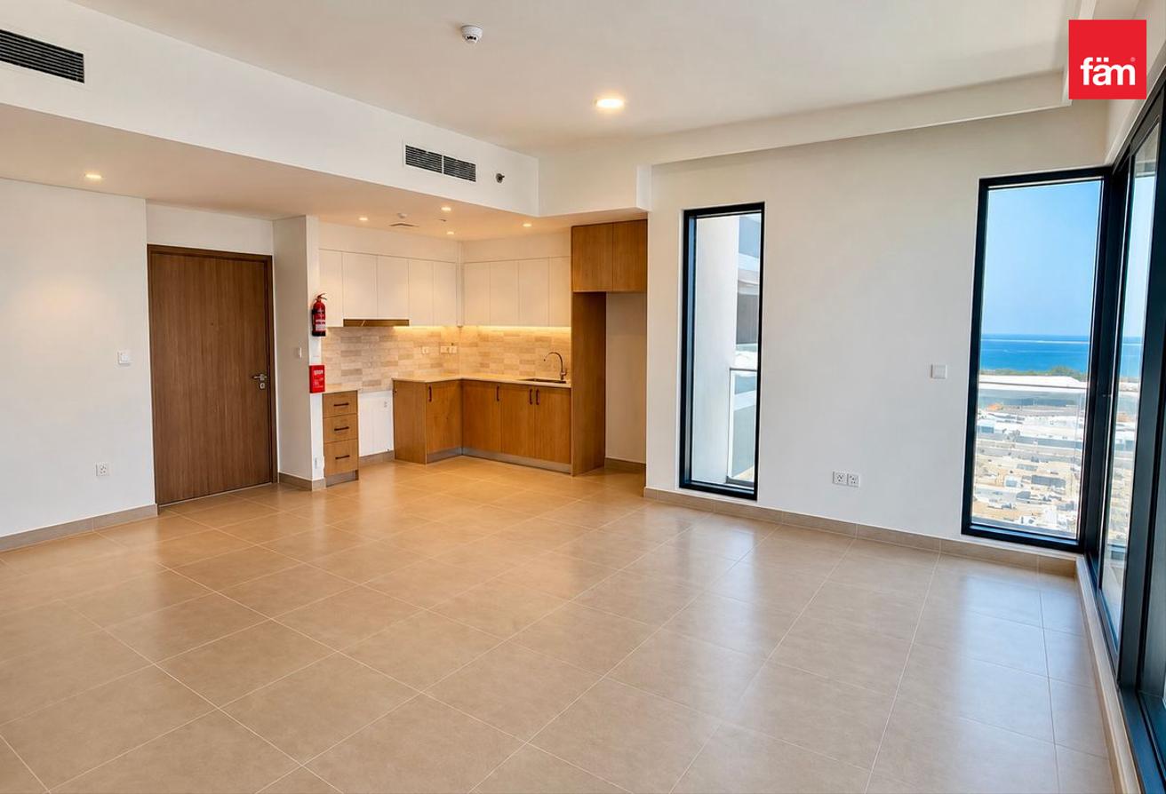 3br | Panoramic Marina Views | Luxury Living photo 10