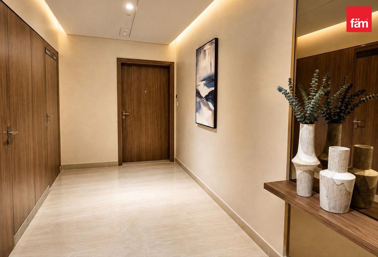 3br | Panoramic Marina Views | Luxury Living photo 16