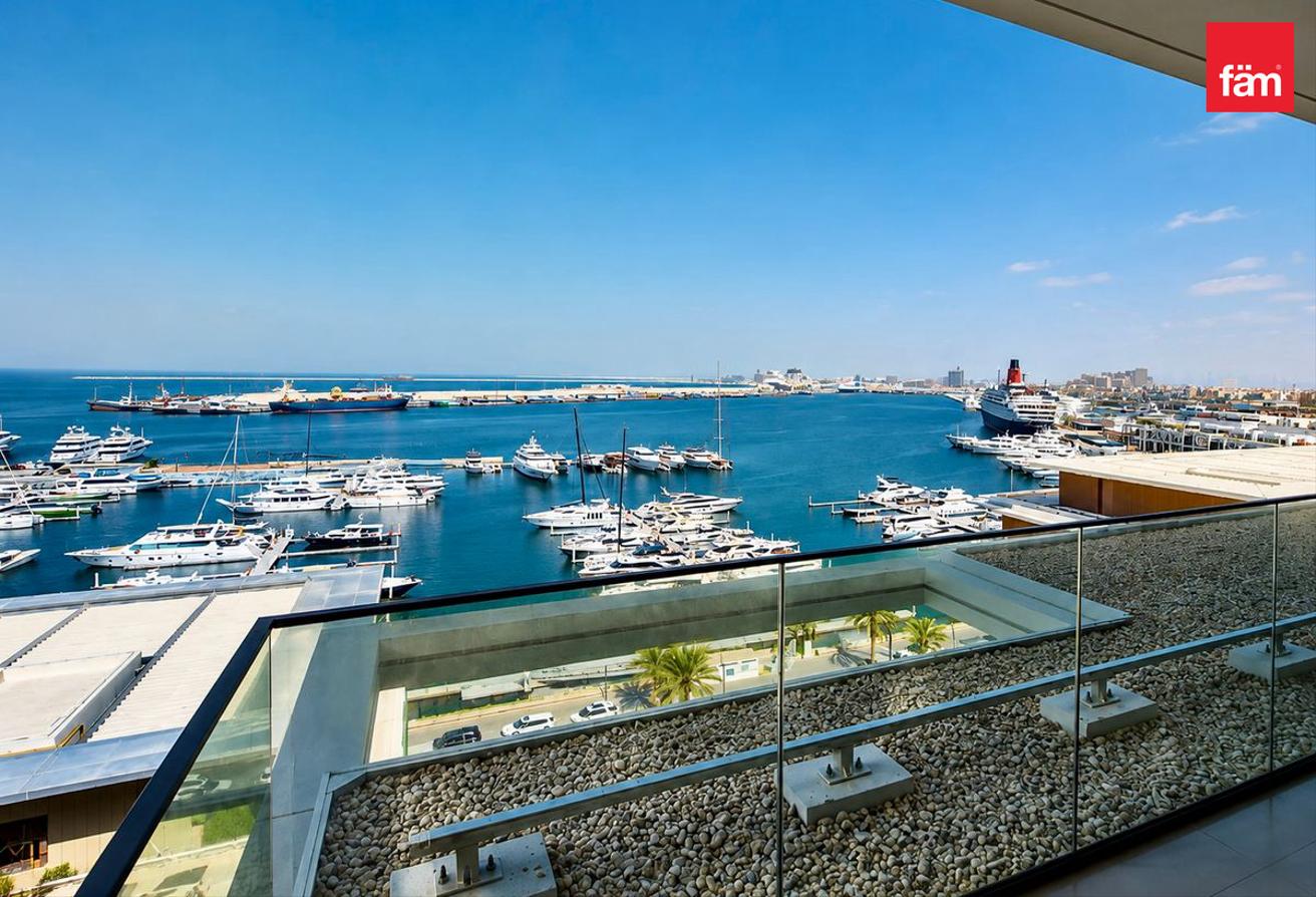 3br | Panoramic Marina Views | Luxury Living photo 17