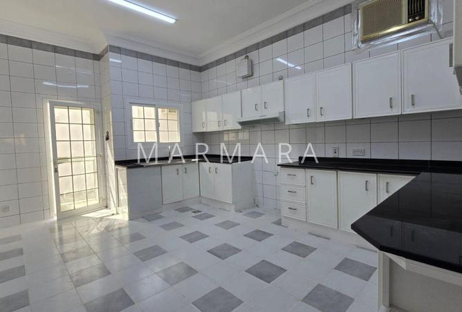 101258220 - Property Image 3