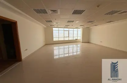 Office Space - 1 Bedroom - 1 Bathroom for rent in Al Awadhi Tower - Sheikh Hamad Bin Abdullah St. - Fujairah
