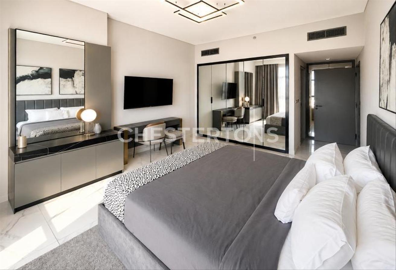 Luxury Living | Fully Furnished | Prime Location photo 2
