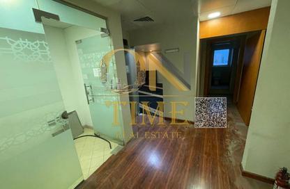 Business Centre - Studio - 5 Bathrooms for rent in Al Rumailah building - Al Rumailah 2 - Al Rumaila - Ajman