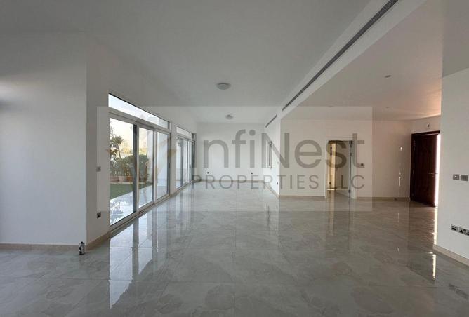 101710488 - Property Main Image