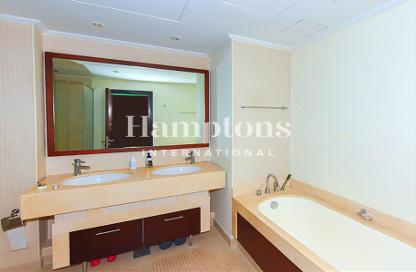 Apartment - 2 Bedrooms - 3 Bathrooms for rent in Shemara Tower - Marina Promenade - Dubai Marina - Dubai