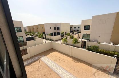 فيلا - 5 غرف نوم - 8 حمامات للايجار في مدينة الشارقة المستدامة - الشارقة