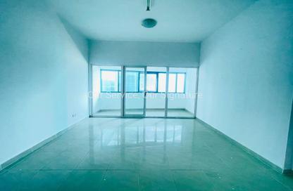 Apartment - 3 - 4 for rent in New Al Taawun Road - Al Taawun - Sharjah