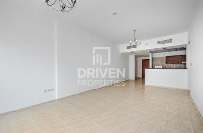 Apartment - 1 - 1 for rent in Skycourts Tower D - Skycourts Towers - Dubai Land Residence Complex - Dubai