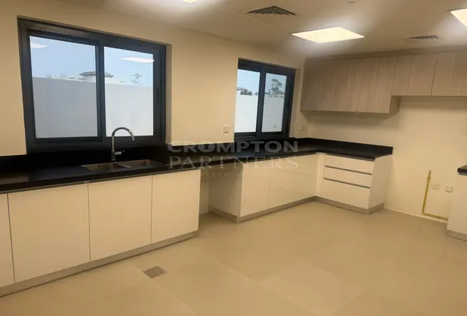 164578402 - Property Image 2