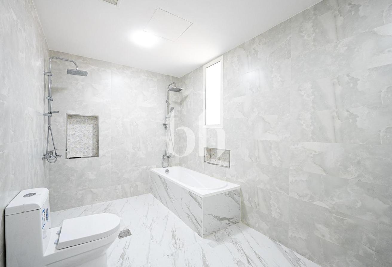Massive Plot | Upgraded | Ready to move in photo 22