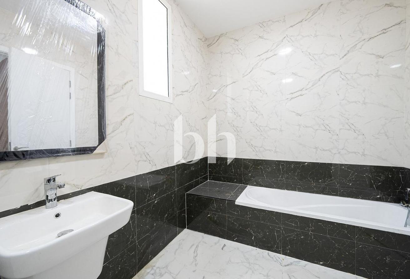Massive Plot | Upgraded | Ready to move in photo 26