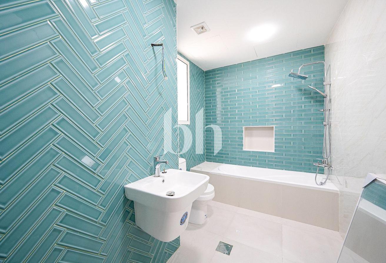 Massive Plot | Upgraded | Ready to move in photo 29