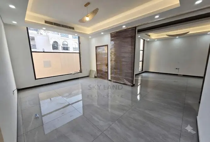 158713615 - Property Image 3