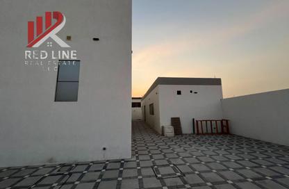 Villa - 4 Bedrooms - 6 Bathrooms for sale in Hoshi - Al Badie - Sharjah